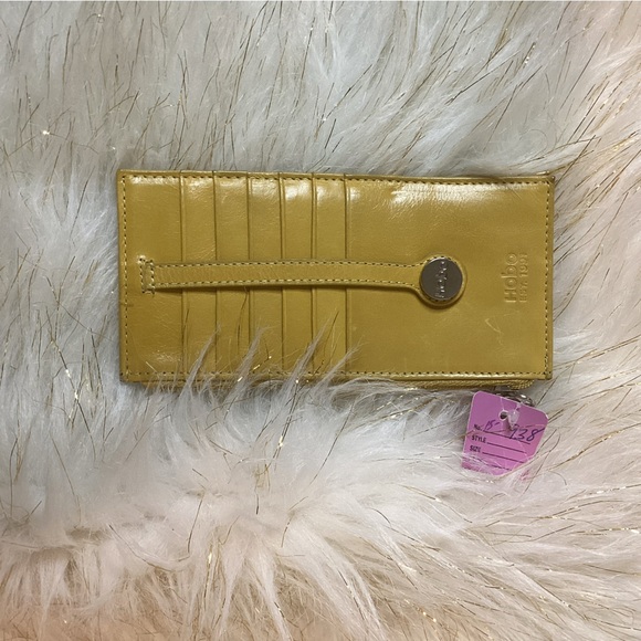 HOBO Mustard Yellow Wallet - Picture 1 of 3